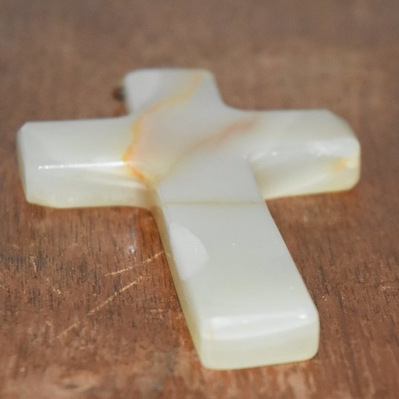 Cross pendant | Jewelry - Picture 2 of 3